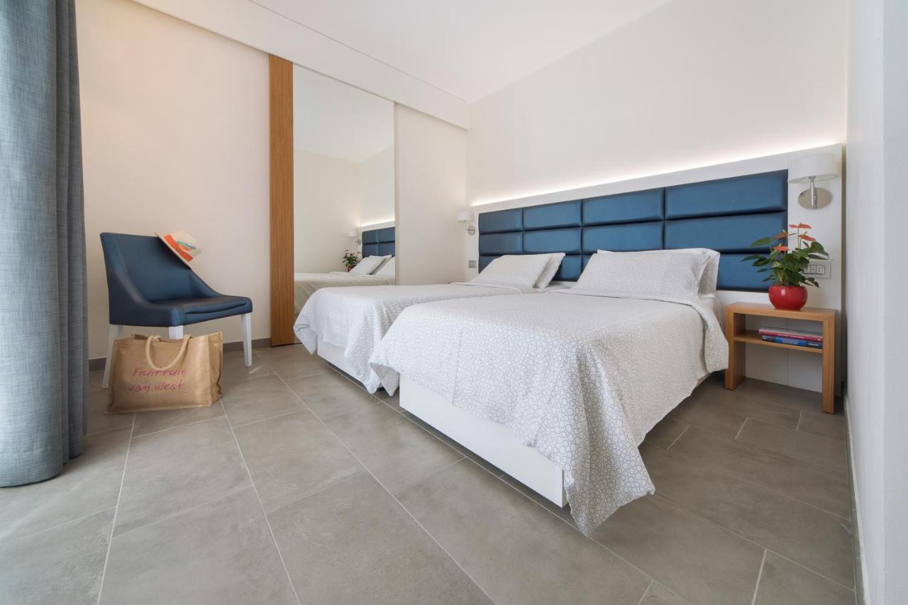 Hotel Residence Laigueglia Free Parking Exterior photo