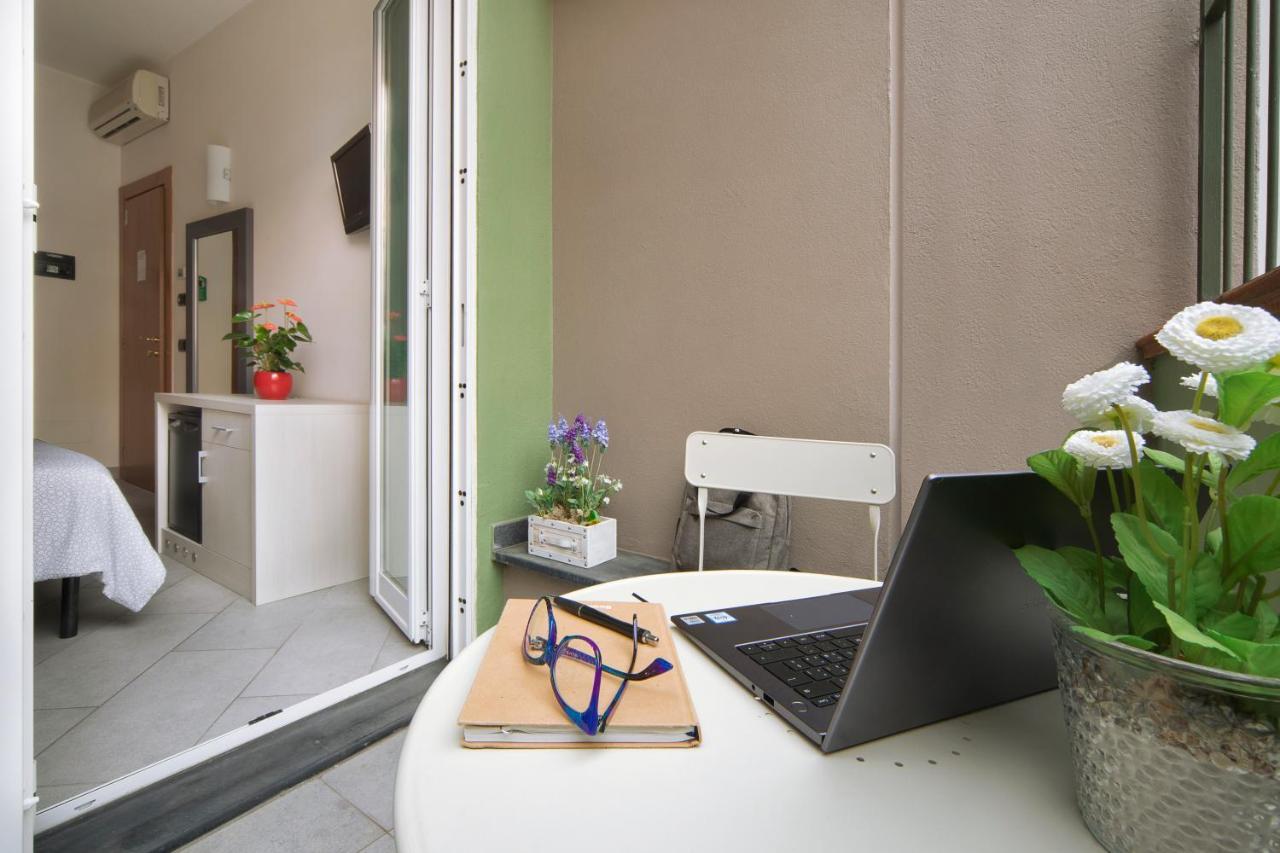 Hotel Residence Laigueglia Free Parking Exterior photo